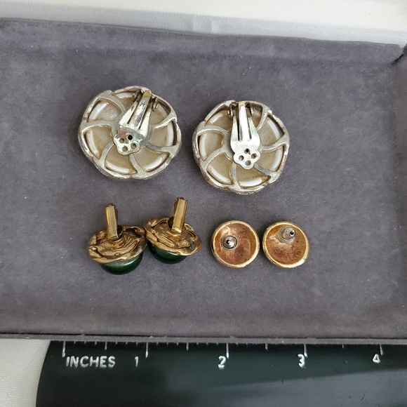 Vintage Earrings Lot, Wholesale Vintage Jewelry Clip on, Pierced, Estate Jewelry - Picture 7 of 9